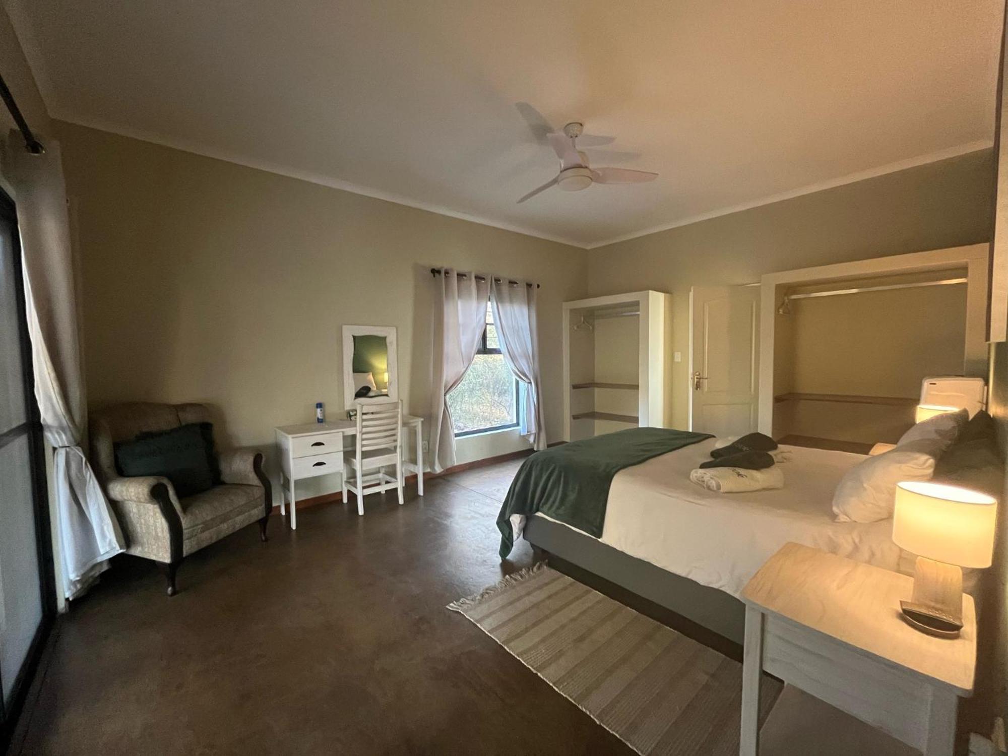 Otavi Olienhoff Guesthouse And Rest Camp מראה חיצוני תמונה