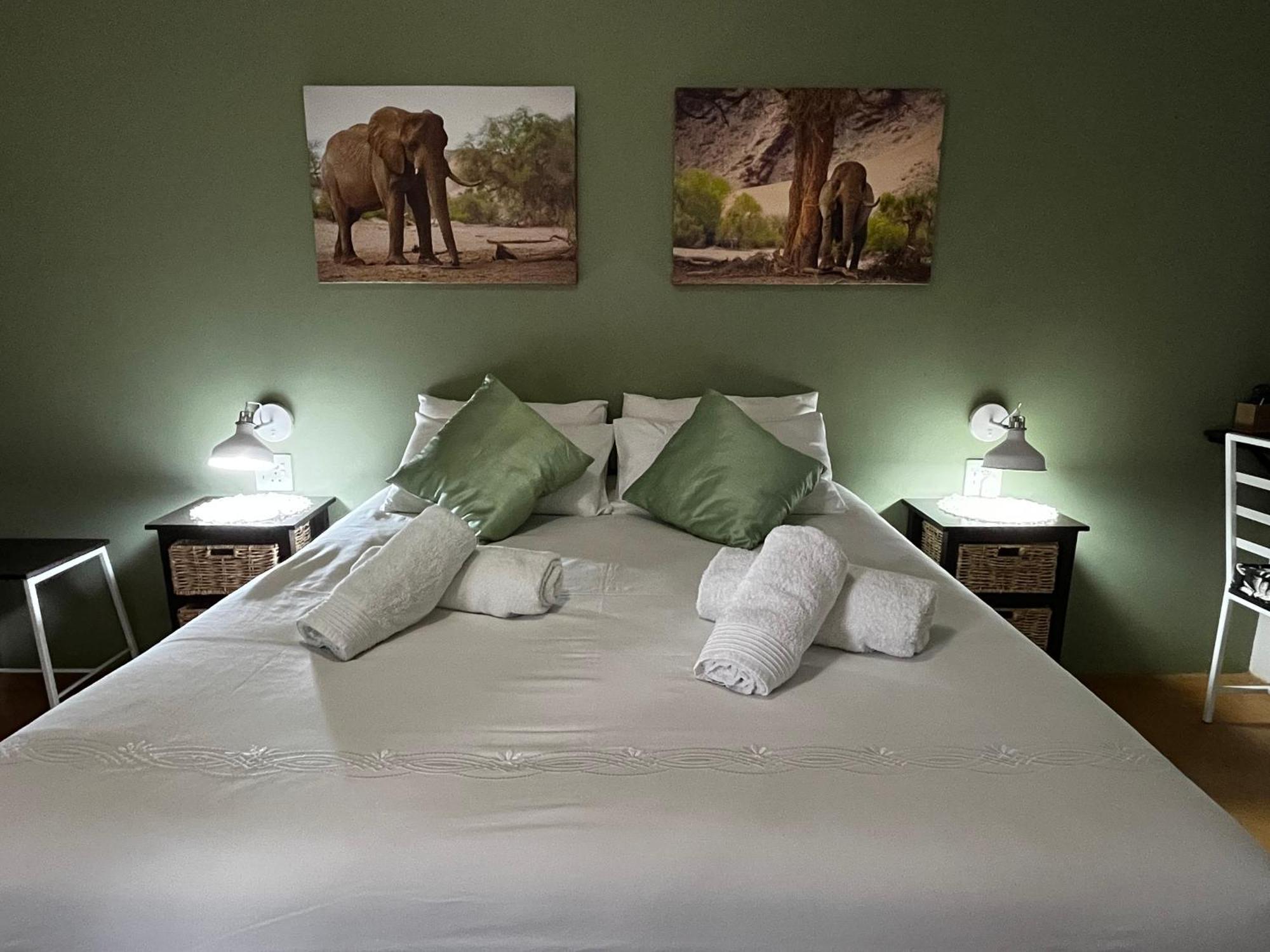 Otavi Olienhoff Guesthouse And Rest Camp מראה חיצוני תמונה